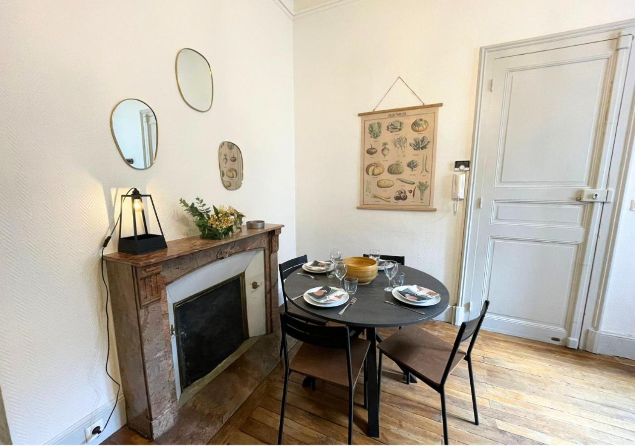 Le Thibaudeau Apartamento Poitiers Exterior foto